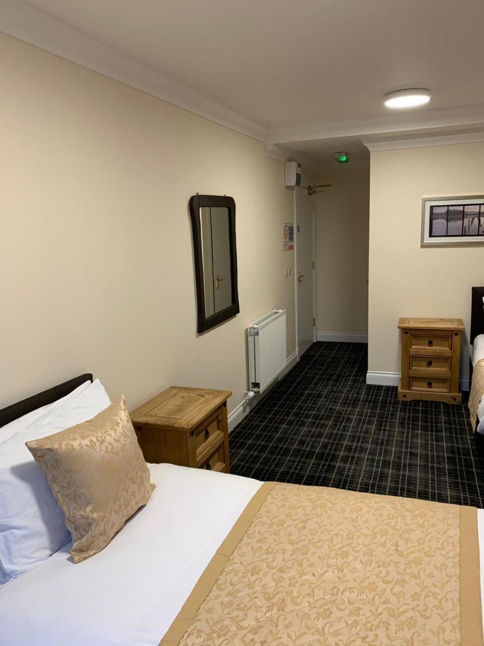 Waverley Inn Lodge دينغْوول المظهر الخارجي الصورة