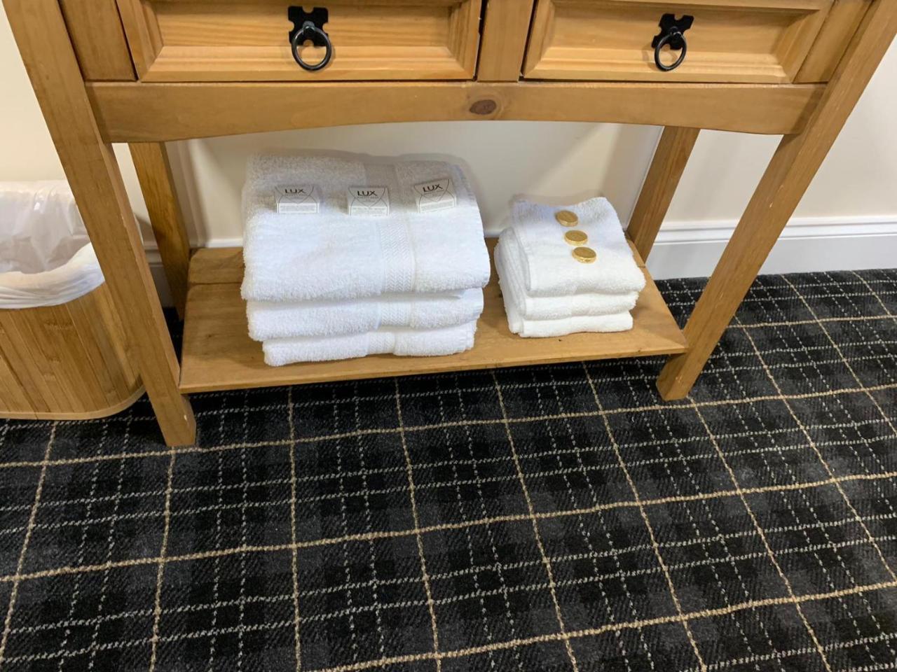 Waverley Inn Lodge دينغْوول المظهر الخارجي الصورة