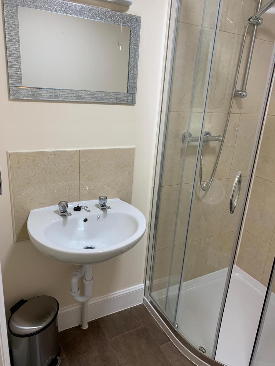 Waverley Inn Lodge دينغْوول المظهر الخارجي الصورة